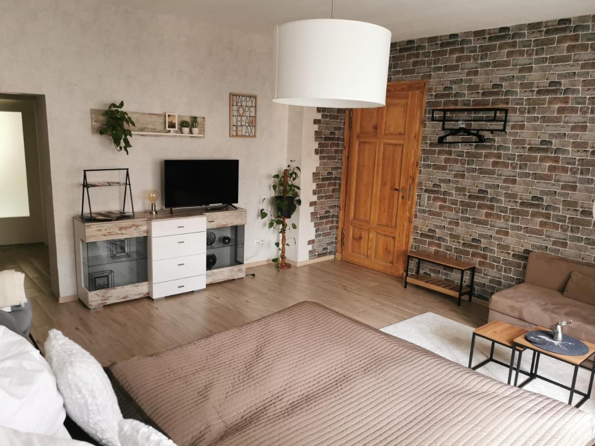 Ferienwohnung Luise Mit Separater Kueche Naumburg  Exteriör bild